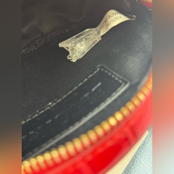 🆕 BLUGIRL 🧿 NWT Linea Rosso Red Croc Round Mini Purse, Logo Strap - Picture 13 of 15